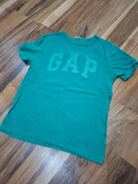 Tricko gap v 3 farbach, gap,122