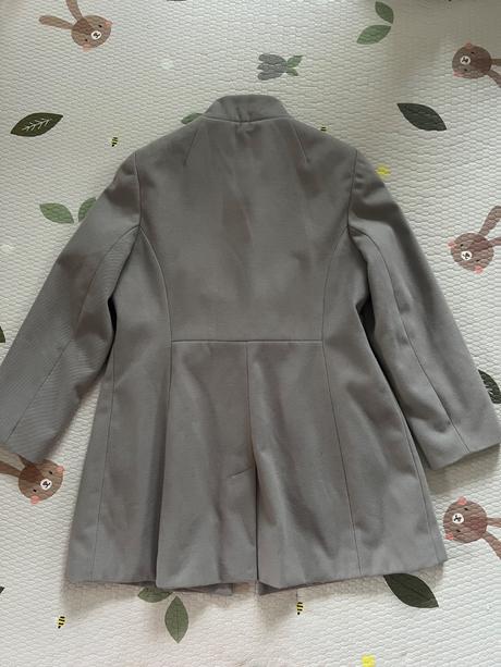 Prechodny sedy kabat, 