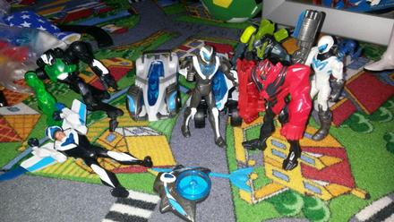 Postavicky max steel,