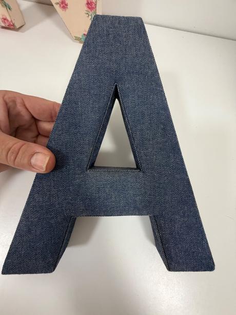 Dekoratívne 3d písmená na stenu carolina,