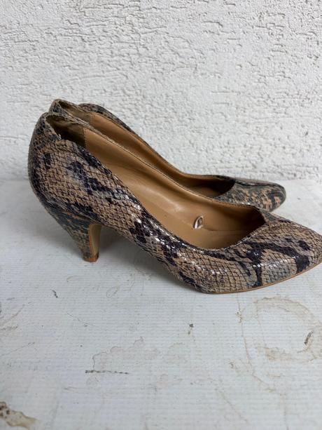 Mango lodicky s trendy hadim vzorom, mango,37