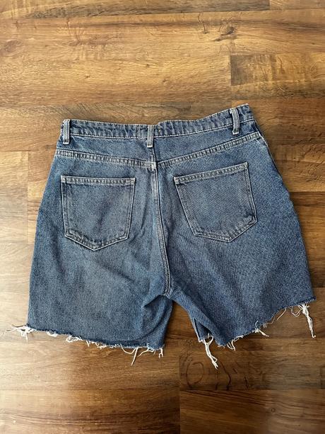 Rifľové kraťasy trendyol, 38