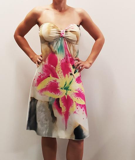 Kvetinkové šaty, l