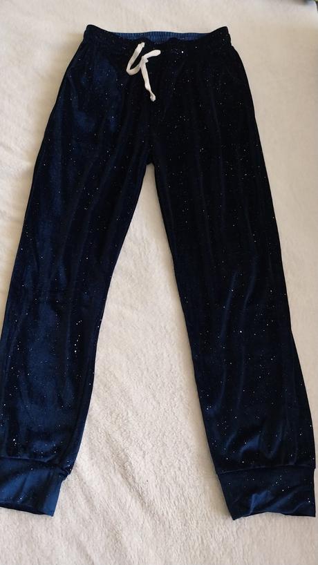 Velúrové tmavomodré tepláky, m