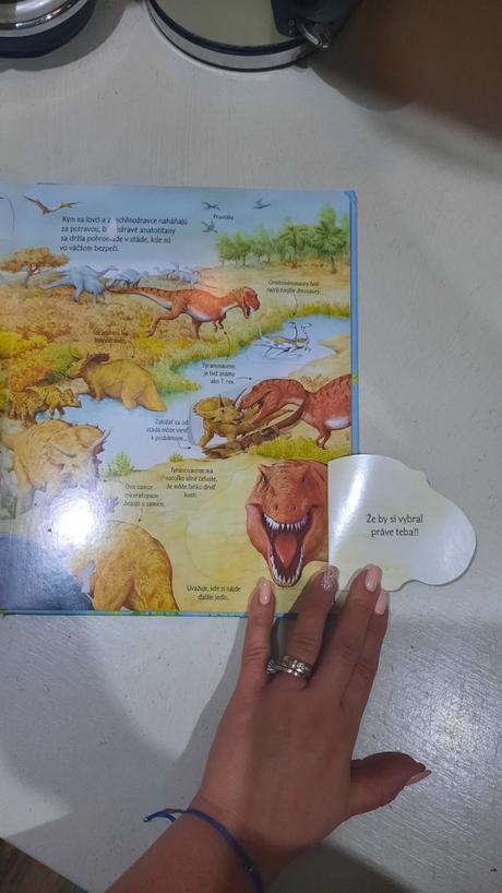 Okienková kniha dinosaury, 