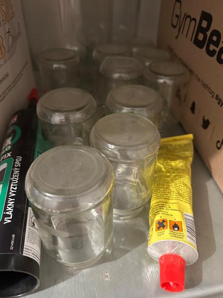 Zavaraninove pohare s vickami, 