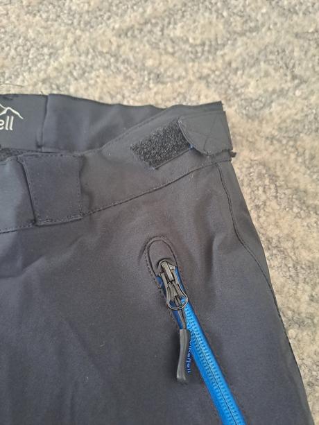 Trekkingove nohavice, 146