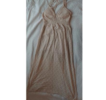 Nádherné dlhé letné šaty s odhaleným chrbtom, 