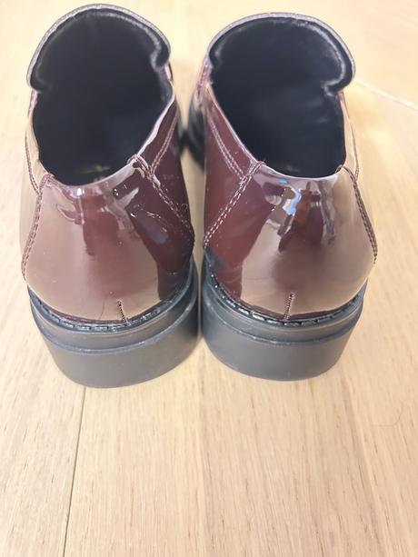 Lakované topánky veľ. 36, tamaris,36