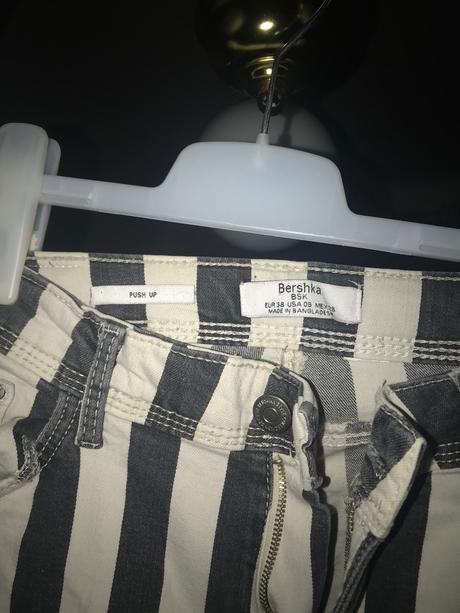 Pásikavé rifle, bershka,m