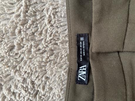 Zara nohavice, zara,xs