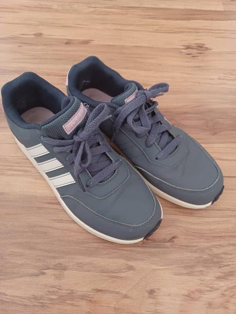 Kožené nepremokavé, adidas,35