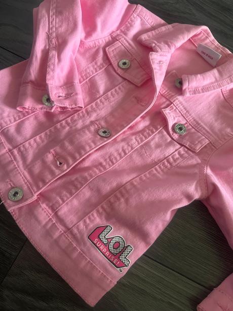 Nadherna bunda lol, 104