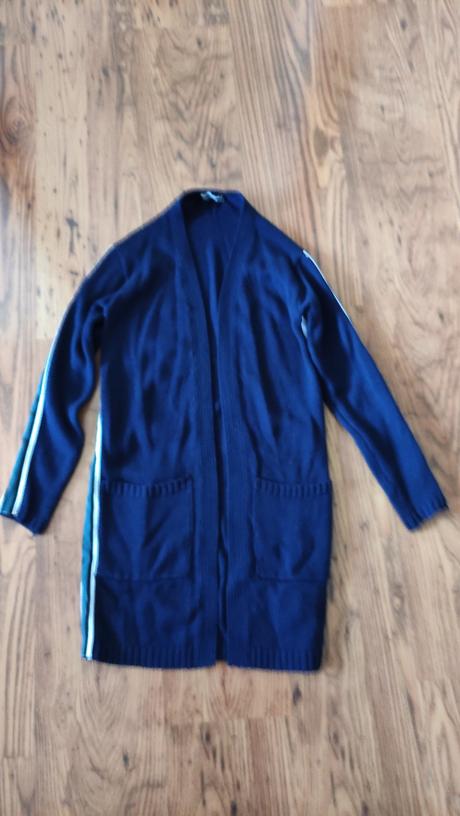 Sveter, reserved,140