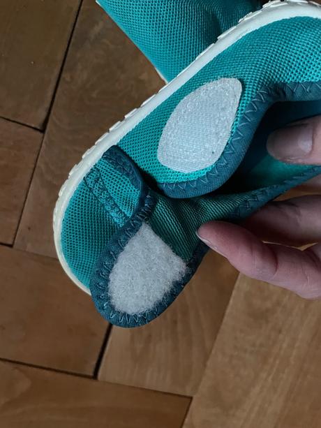 Topánky do vody tribord veľ 22/23, tribord,23