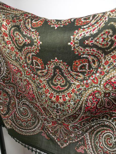 Zelená vlnená šatka so vzorom 84x84 cm, 