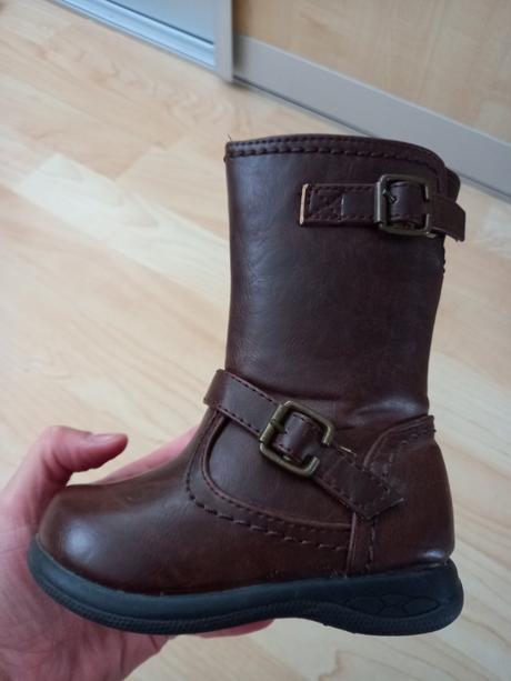 Dievčenské vysoké čižmy, 22