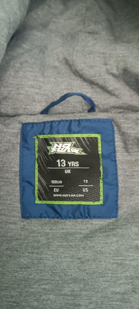 Vetrovka na jeseň, no fear,158