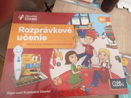 Albi knihy a sety s perom, 