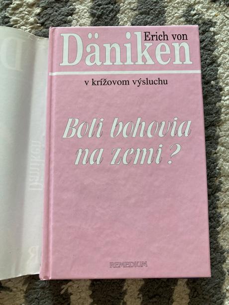 Boli bohovia na zemi erich von däniken (1995), 