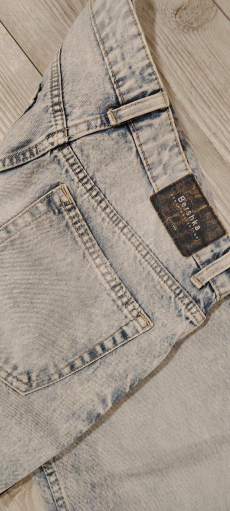 Mom rifle, bershka,38