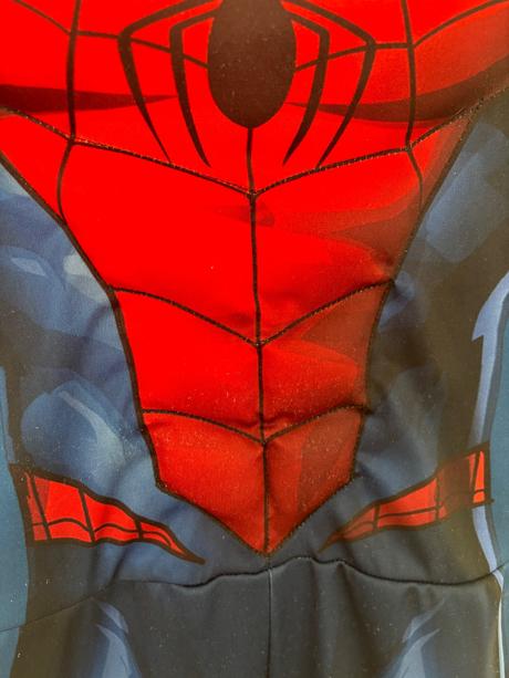 Kostym spiderman velkost 104, 