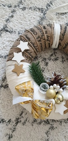 Vianočný veniec na dvere, 