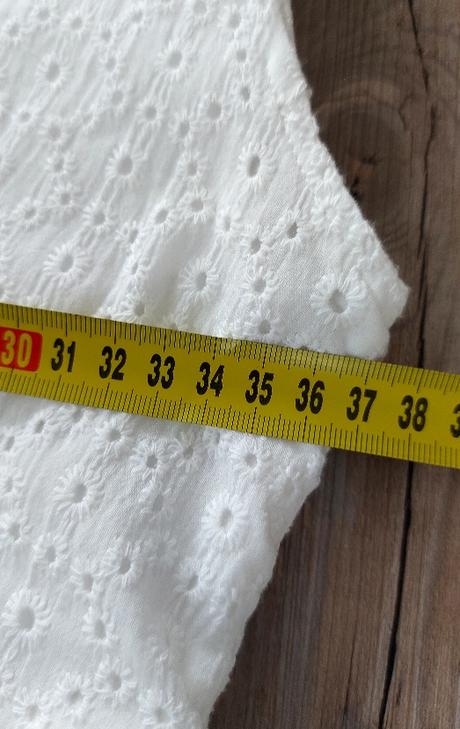 Mini čipkované madeirové šaty, 34