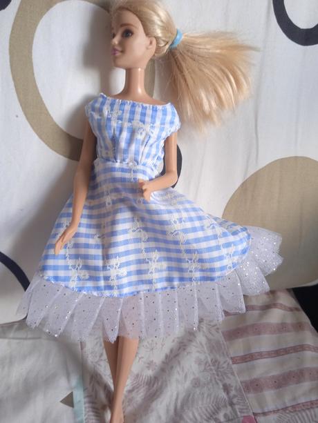 Šaty pre babiku barbie,