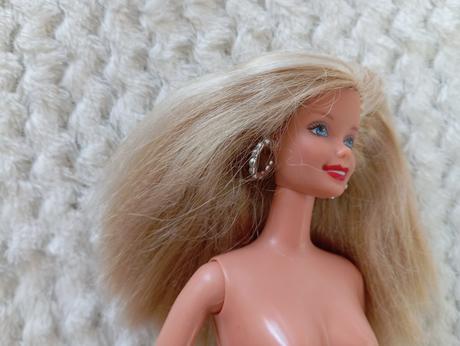 Retro barbie ktorá sa smeje, 