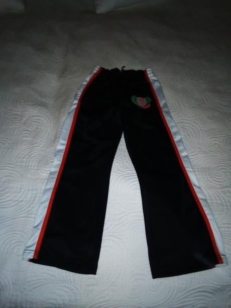 Polyesterové lesklé tepláky, kik,116