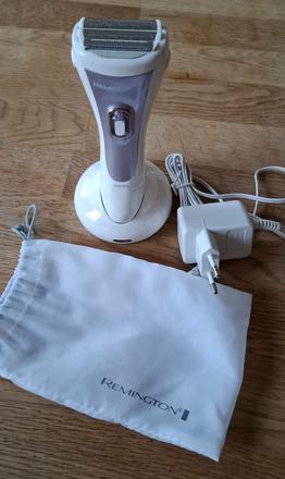 Dámsky holiaci strojček remington, 