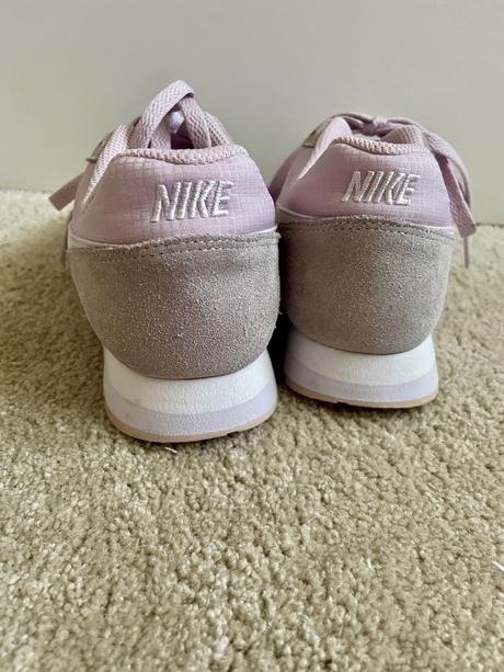 Tenisky zn nike c 35,5, nike,35