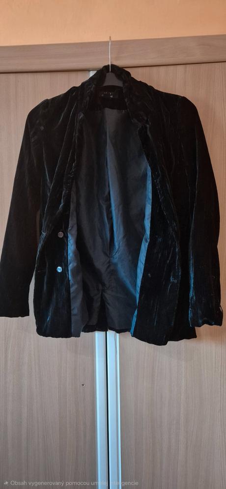 Sametové sako, 36