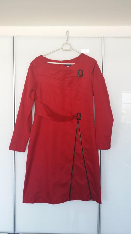 Cervene saty v.40, 40