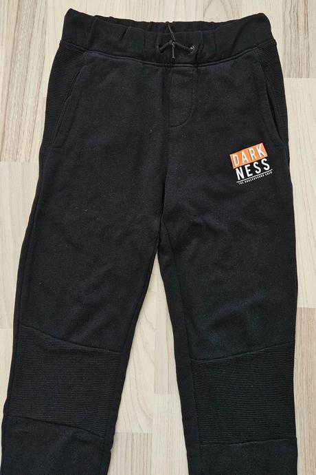 Tepláky tenšie, 158