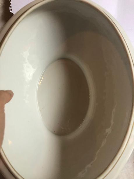 Starozitna asi 100r terina modre kvety,