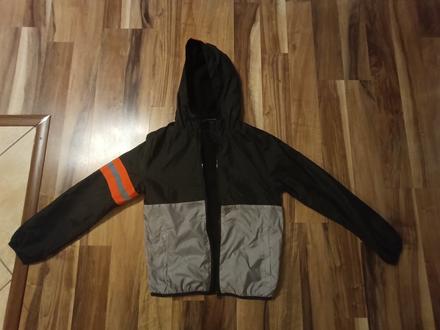 Prechodná vetrovka, 146