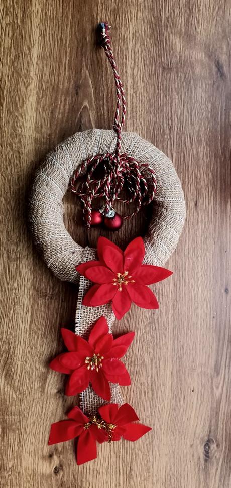 Vianočný veniec na dvere, 