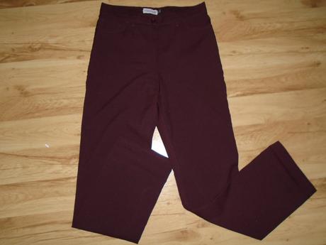 Rovne znackove nohavice, terranova,38