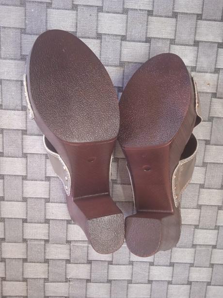 Dámske šľapky na opätku, 39