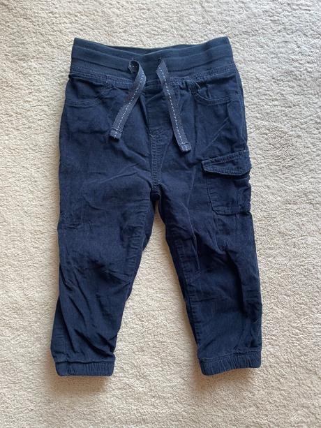 Menčestrové nohavice, lupilu,86