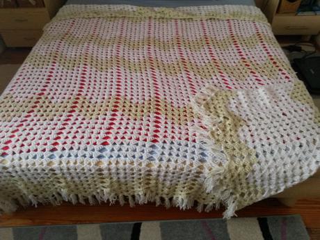 Hackovana deka na velku postel, 