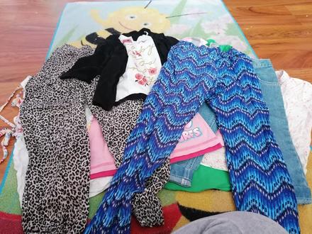 Balík veci dievča 17 ks už aj s poštou veľ. 134, 122–134