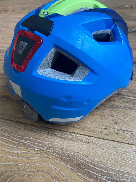 Helma prilba na bicykel, s