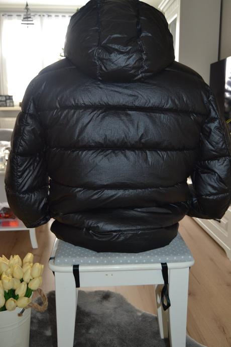 Prešívaná páperová bunda s kapucňou, veľkosť m, m