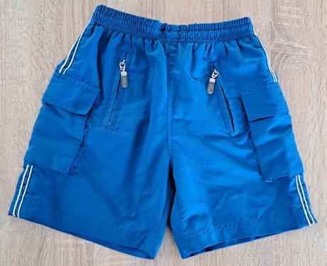 Kraťasy v. 122, 122