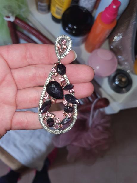 Nádherné nausnice, 