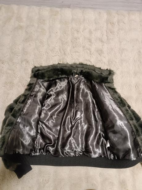 Dámsky kabátik, 36