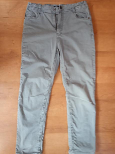 Nohavice, reserved,152